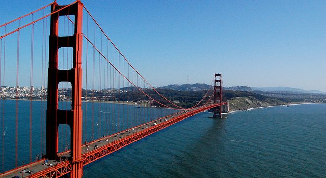 El icónico “Golden Gate Bridge” de California