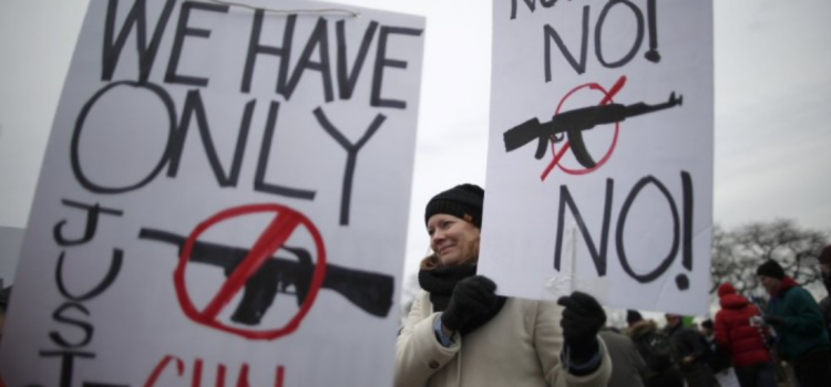 Marchan en Estados Unidos por mayor restricción a la violencia armada