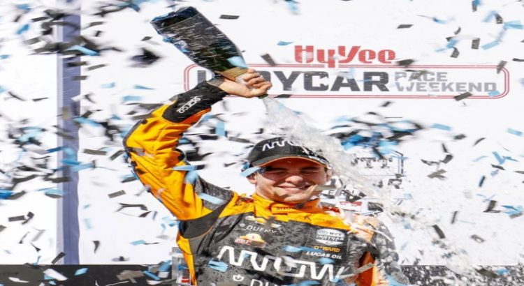 Mexicano Pato O’Ward primer lugar del Premio de Iowaa de la IndyCar