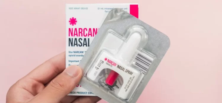 Venta sin prescripción de Narcan para combatir sobredosis de opioides en EE. UU.