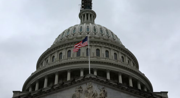 Los Congresistas de EEUU negocian a contrarreloj para evitar el cierre del Gobierno