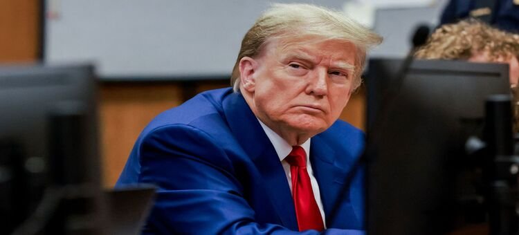 Gobierno de Trump detiene a una jueza por obstruir las deportaciones de inmigrantes