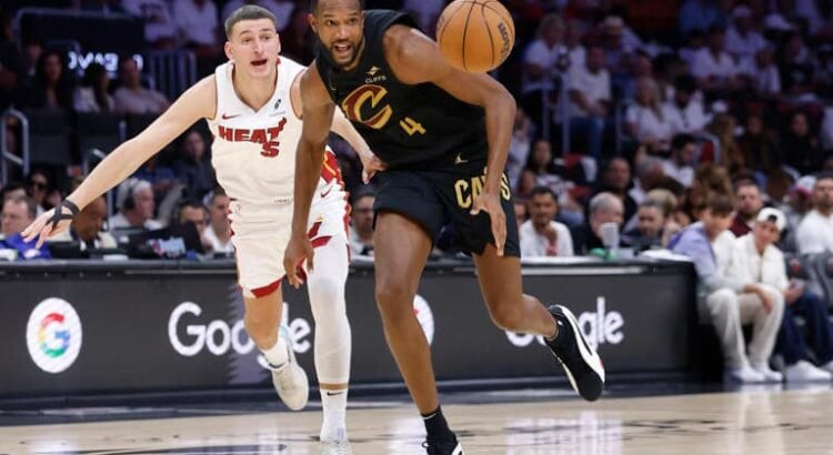 Cavs barren a Heat y logran la serie más desigual en la historia de playoffs de la NBA