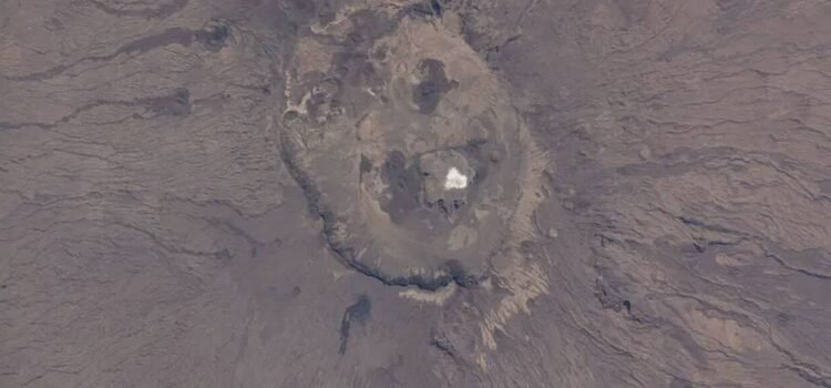 La NASA captura una extraña ‘mancha’ blanca en desierto del Sahara La NASA captura una extraña ‘mancha’ blanca en desierto del Sahara