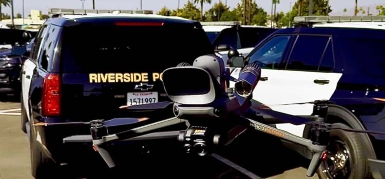 La policía de Riverside despliega nuevos drones en la represión ilegal de los fuegos artificiales del 4 de julio