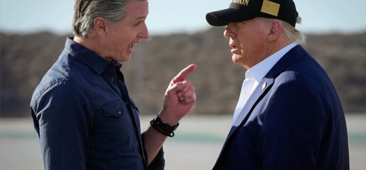 Gavin Newsom, gobernador de California, responde a la redada de inmigración afuera de su rueda de prensa