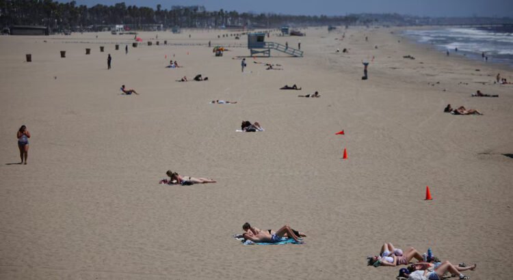 California destinará fondos millonarios para salvar playas ante el aumento del nivel del mar