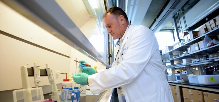 Una startup de UC Riverside obtiene una subvención para impulsar la terapia contra el cáncer
