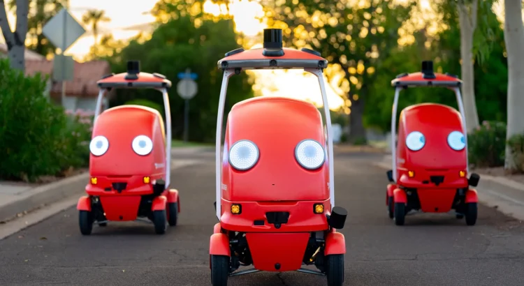 Un robot autónomo comenzará a realizar entregas en Riverside Un robot autónomo comenzará a realizar entregas en Riverside